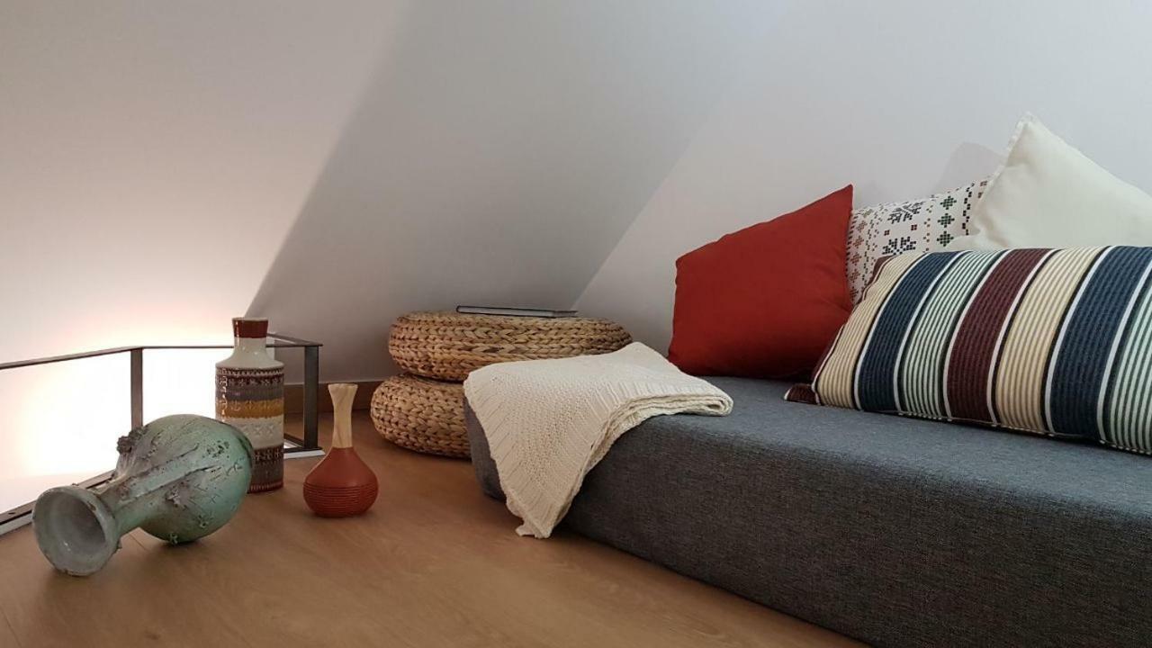 Estudio Atico Con Altillo Оуренсе Екстериор снимка