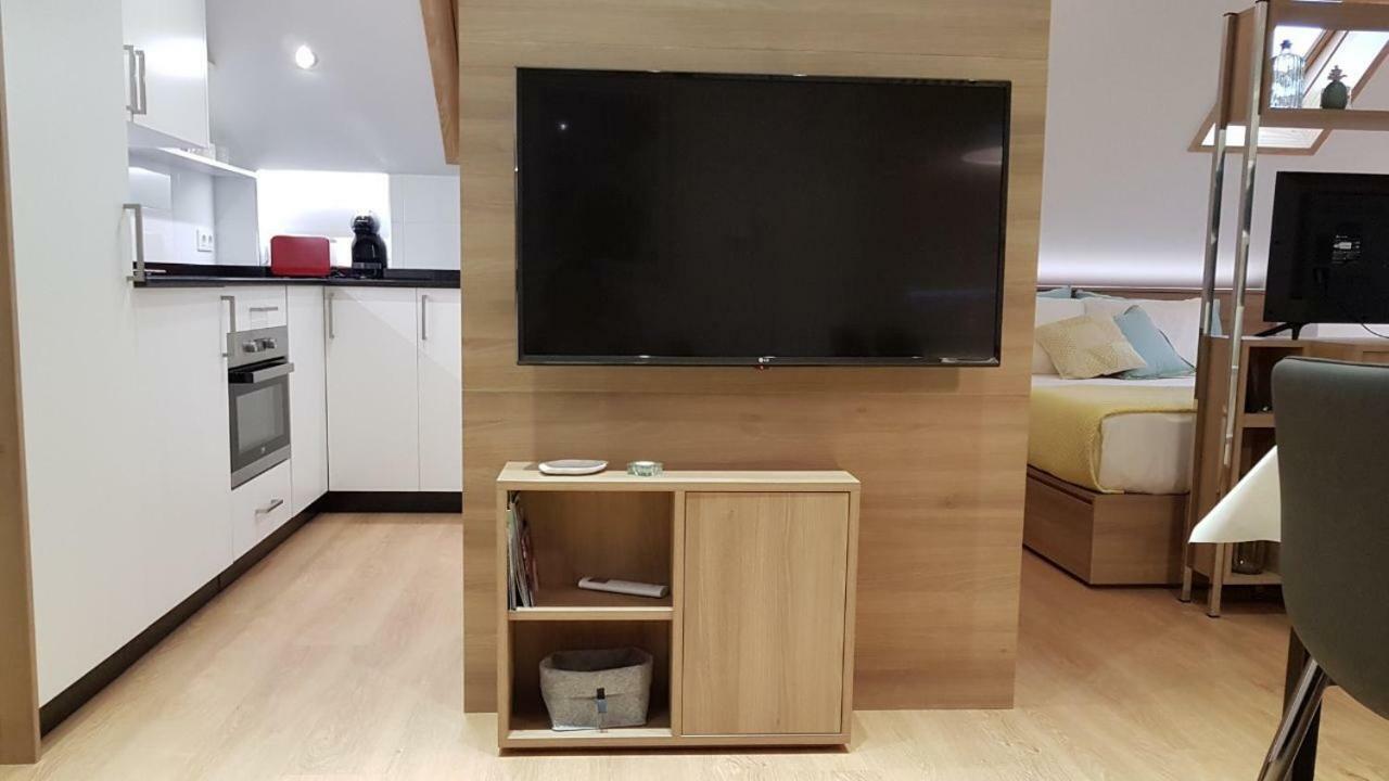 Estudio Atico Con Altillo Оуренсе Екстериор снимка